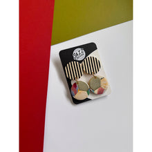 Load image into Gallery viewer, Petrie Love #2
