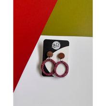 Load image into Gallery viewer, Petrie Love #9
